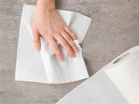 What is Paper Towel Made Of: A Dive into Its Composition and Beyond